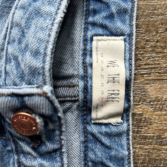 We The Free Cropped Flared Jeans, Woman’s Size 30 - Picture 4 of 10